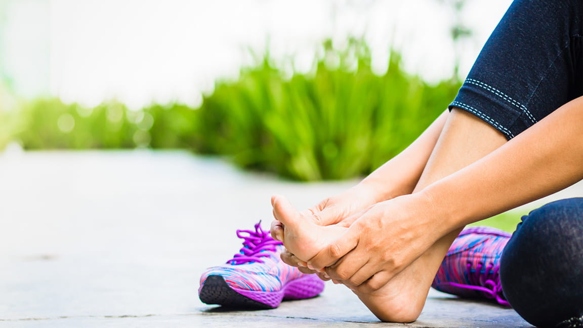 7 Tips Sederhana Mengatasi Kaki Pegal Setelah Aktivitas Seharian