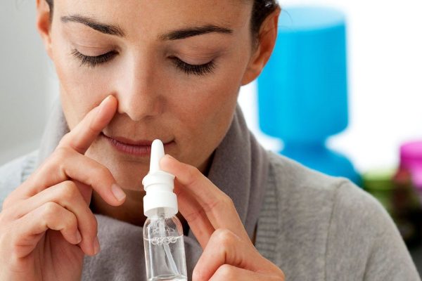 5 Tips Membersihkan Hidung dengan Aman 5 Tips Membersihkan Hidung dengan Aman