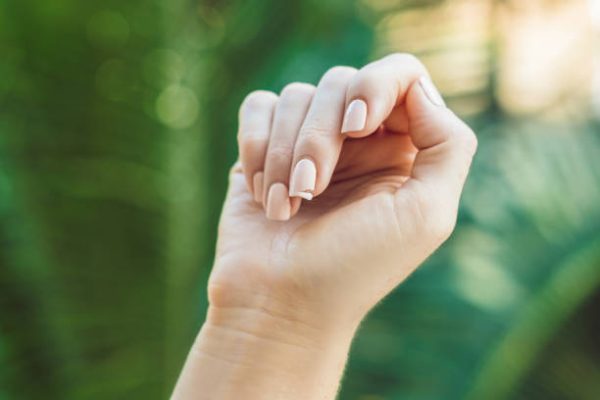 7 Tips Mengatasi Kuku yang Mudah Patah