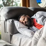 5 Tips Posisi Tidur yang Baik untuk Leher